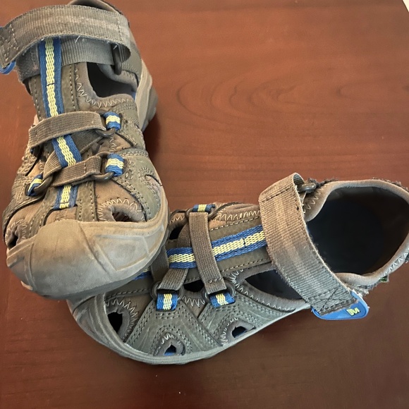 Merrell Other - Merrell Boys Hydro Hiker Waterproof Sandals Shoes Hook Loop MC57482 Size 11M
